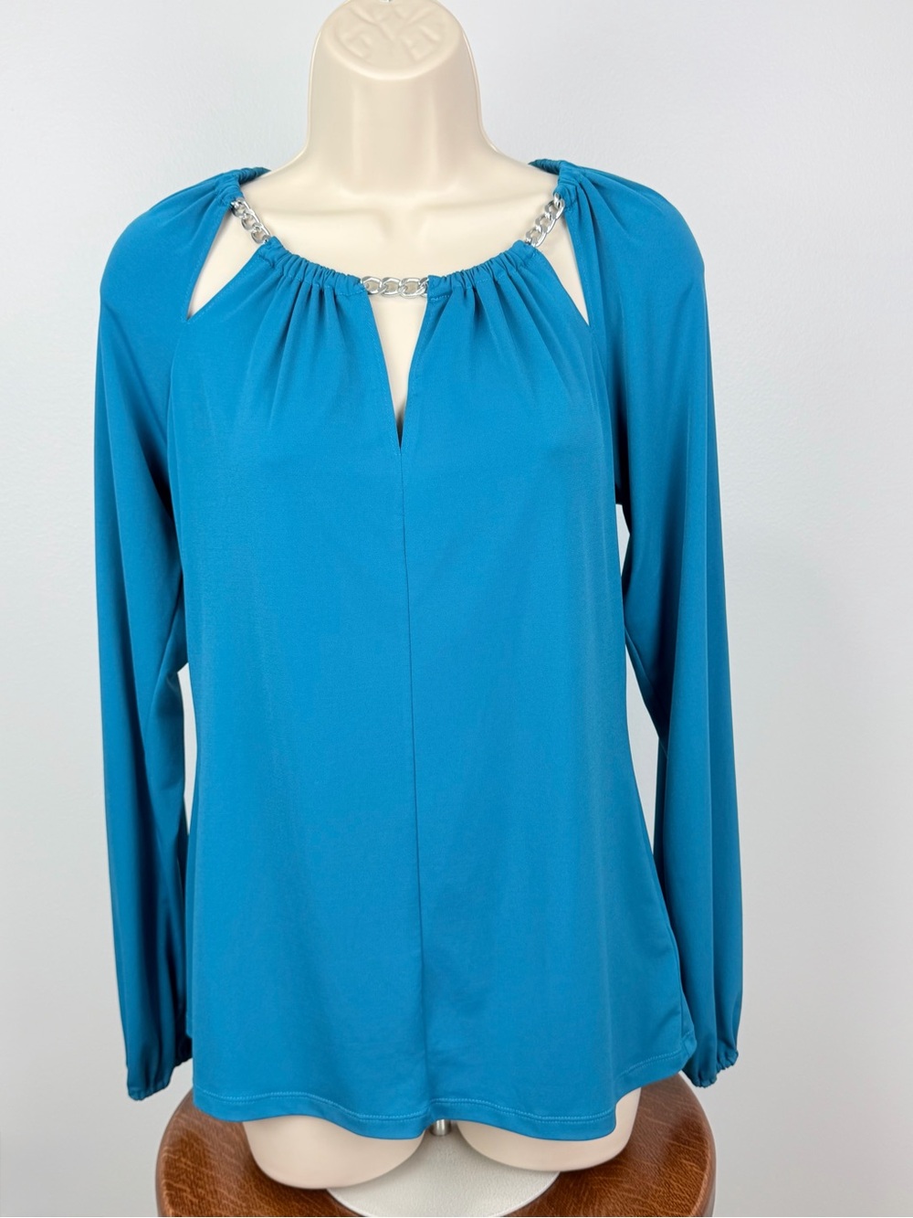 MICHAEL Michael Kors Turquoise Chain Neckline Blouse – Size Small